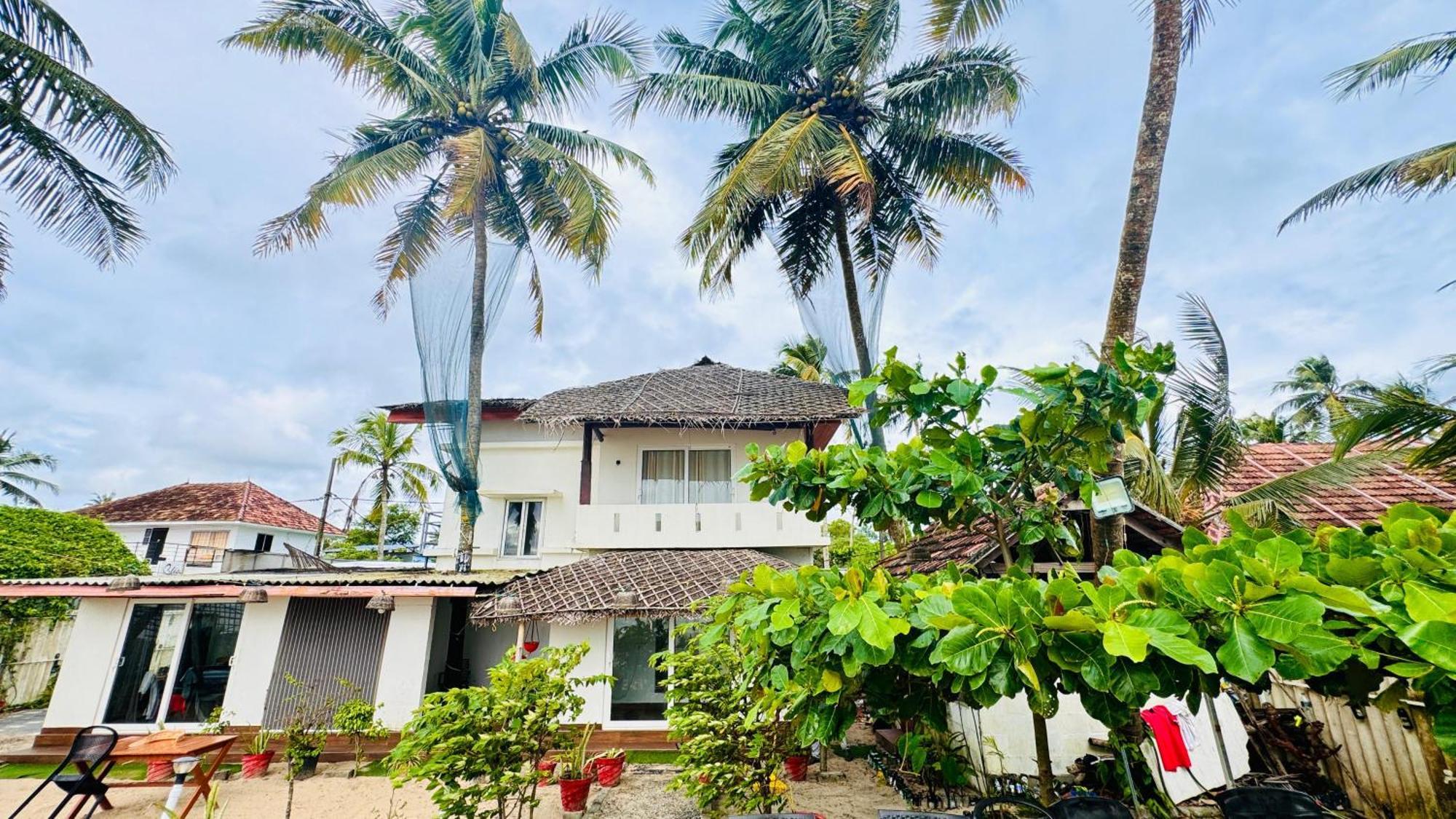Alivious Beach Homestay Alappuzha Exterior photo